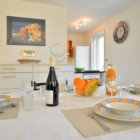 Mariza By Interhome Apartman